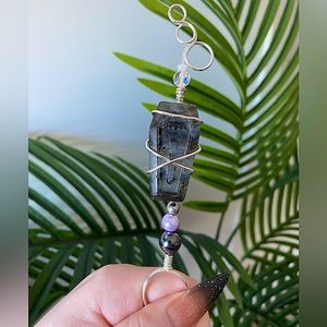 Smoke Ring - Labradorite Coffin